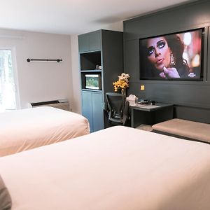 Hotel Civilia Lakeside By Civilia Golf Retreat