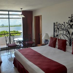 Quarto Duplo Oasis